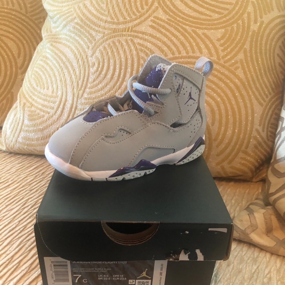 Toddler True Flight Jordan’s NEW